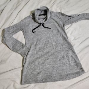 Studio by Energy Zone active wear top long sleeve turtle neck slim fit size S